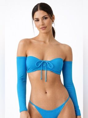 SKIMS NWT Blue Recycled Bikini Top Size M Swimwear summer beach
